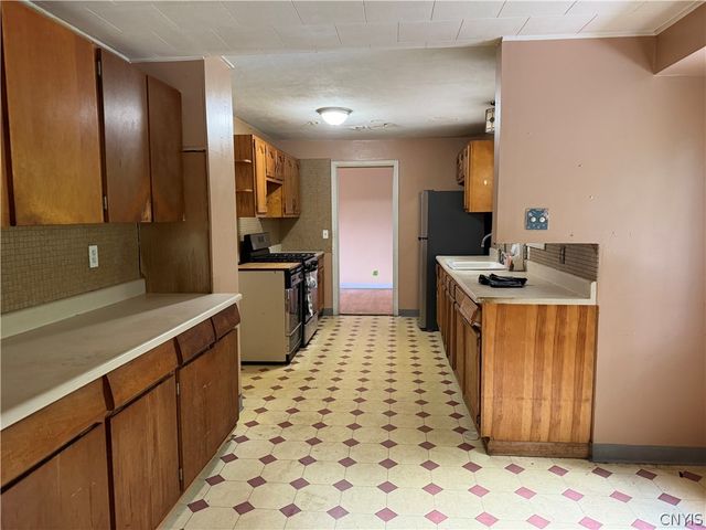 4883 Onondaga Road, Onondaga, NY 13215
