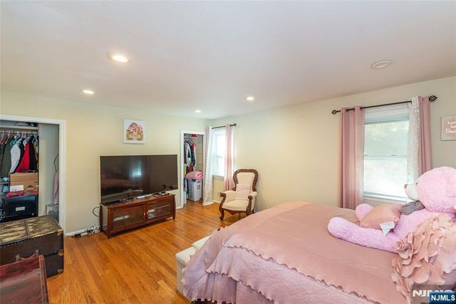 11 Mountain Way, West Orange, NJ 07052