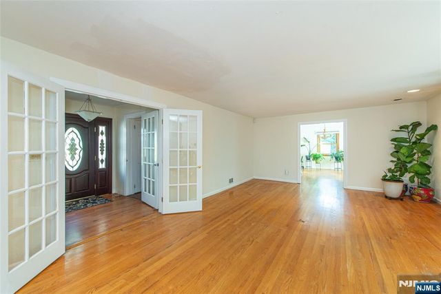 11 Mountain Way, West Orange, NJ 07052