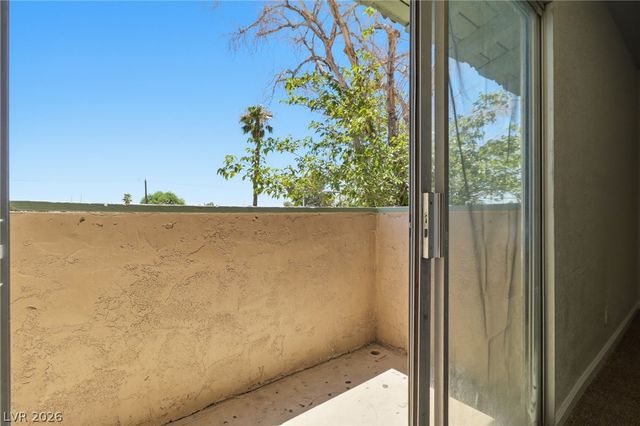 1541 Saylor Way, Las Vegas, NV 89108