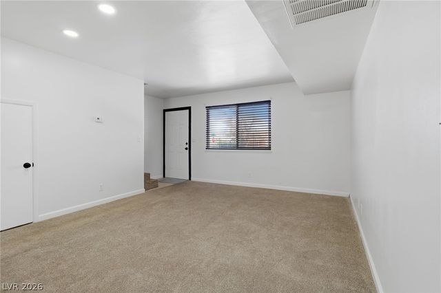 1541 Saylor Way, Las Vegas, NV 89108