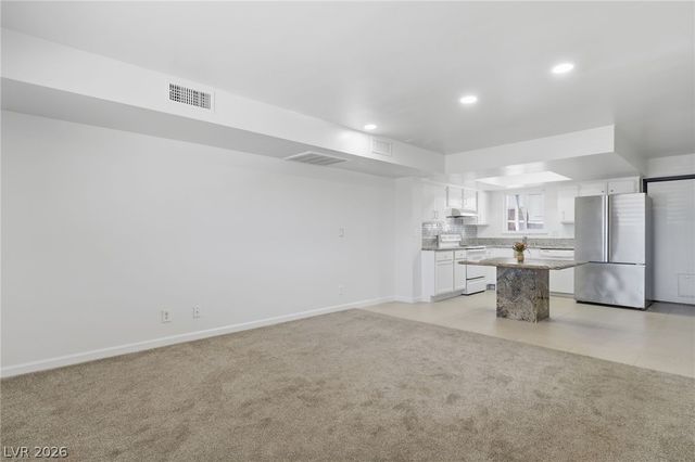 1541 Saylor Way, Las Vegas, NV 89108