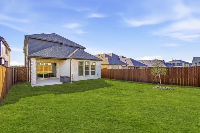 3104 Lake Village Drive, Anna, TX 75409