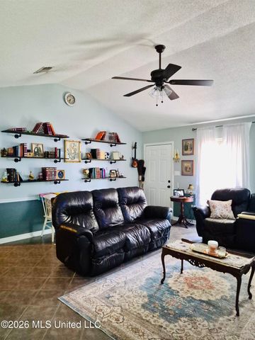 9534 Laa La Way, Diamondhead, MS 39525