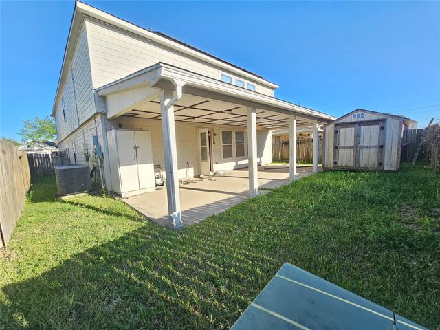 11015 Walkup Way, Houston, TX 77044