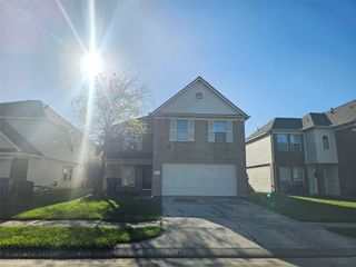 11015 Walkup Way, Houston, TX 77044