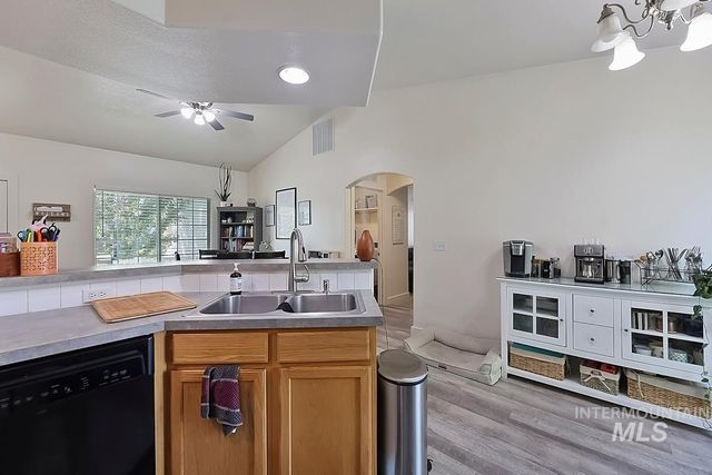 3700 E Downs Ave., Nampa, ID 83686