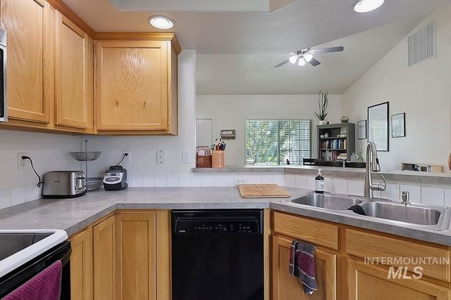 3700 E Downs Ave., Nampa, ID 83686