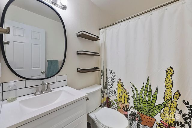 3700 E Downs Ave., Nampa, ID 83686