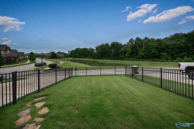 1502 Trek Street, Huntsville, AL 35811