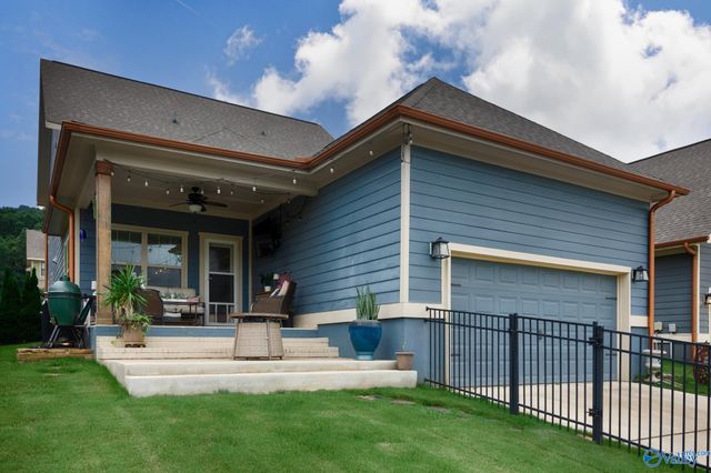 1502 Trek Street, Huntsville, AL 35811