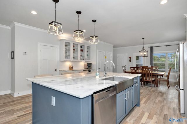 1502 Trek Street, Huntsville, AL 35811