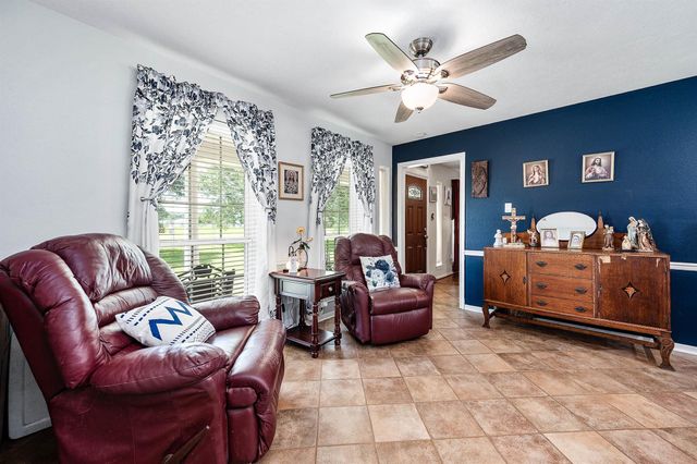 1189 County Road 634, Alvin, TX 77511