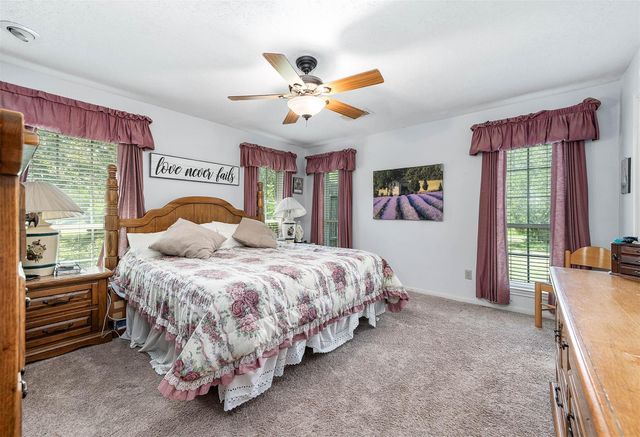 1189 County Road 634, Alvin, TX 77511