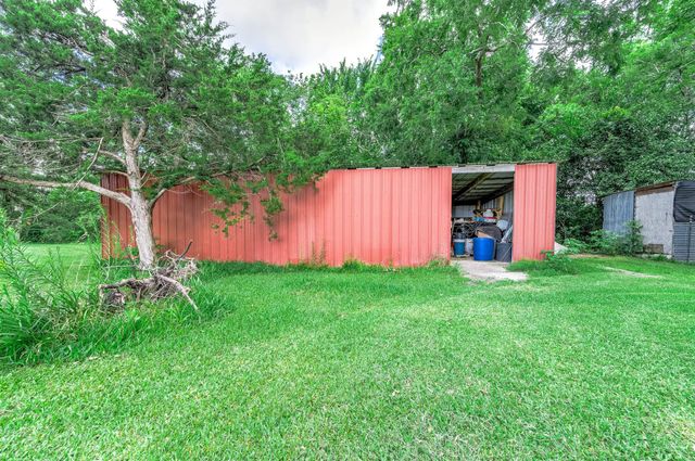 1189 County Road 634, Alvin, TX 77511
