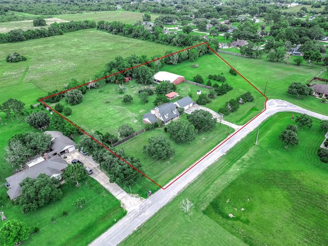 1189 County Road 634, Alvin, TX 77511
