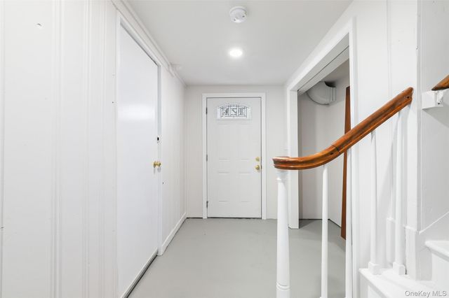 3 Oakridge Drive, Port Chester, NY 10573