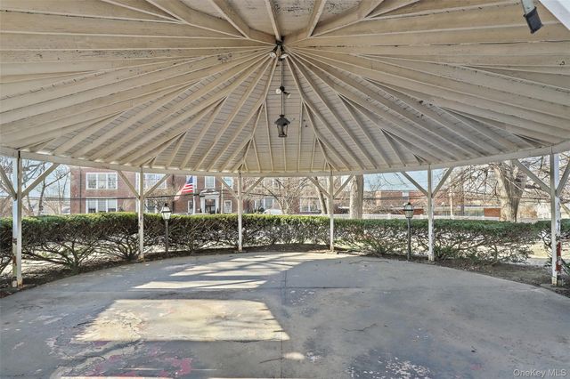 3 Oakridge Drive, Port Chester, NY 10573