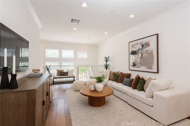 5341 Strand 105, Hawthorne, CA 90250