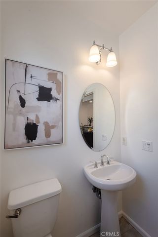 5341 Strand 105, Hawthorne, CA 90250