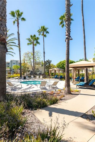 5341 Strand 105, Hawthorne, CA 90250