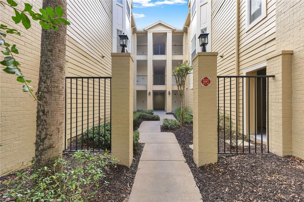 404 SUMMIT RIDGE PLACE 212, Longwood, FL 32779