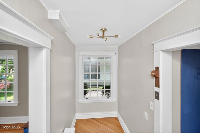 850 Mercer Street, Albany, NY 12208