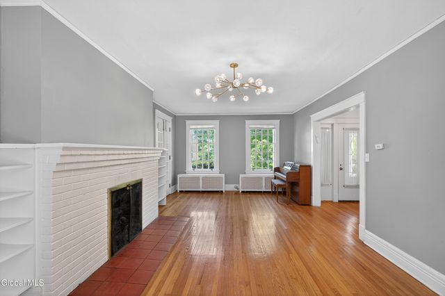 850 Mercer Street, Albany, NY 12208