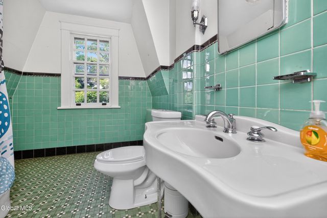 850 Mercer Street, Albany, NY 12208
