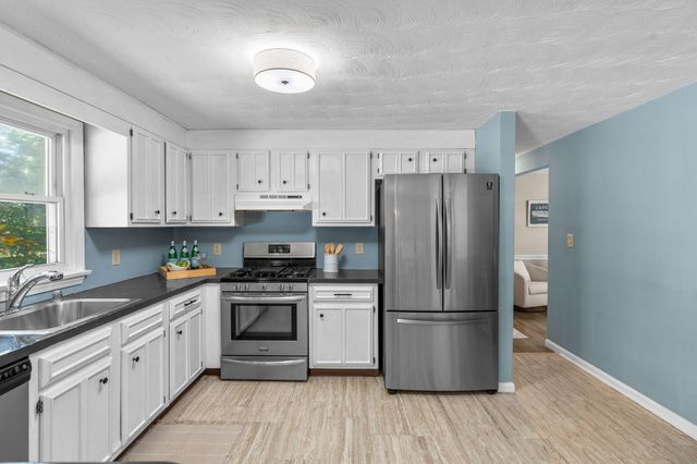 53 Uncle Willies Way, Hyannis, MA 02601