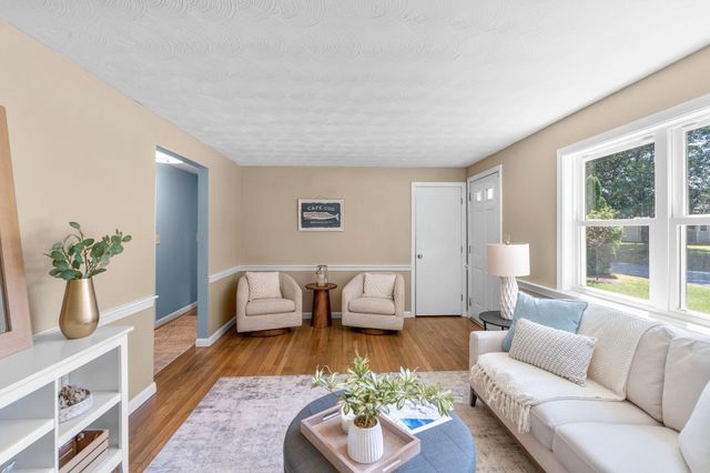 53 Uncle Willies Way, Hyannis, MA 02601