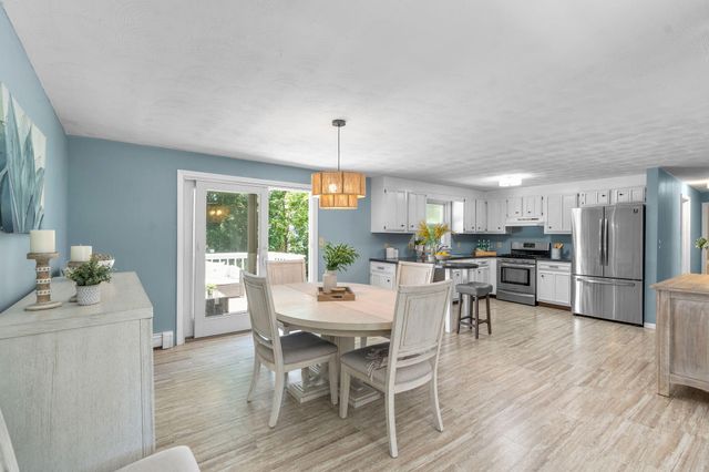 53 Uncle Willies Way, Hyannis, MA 02601