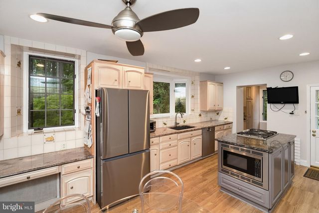 845 DALE RD, Meadowbrook, PA 19046