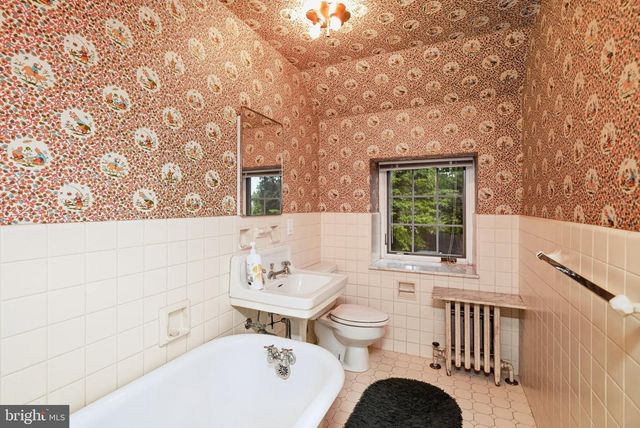 845 DALE RD, Meadowbrook, PA 19046