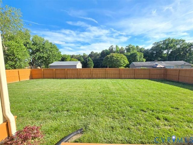 5701 Bankstown Ln, North Chesterfield, VA 23237