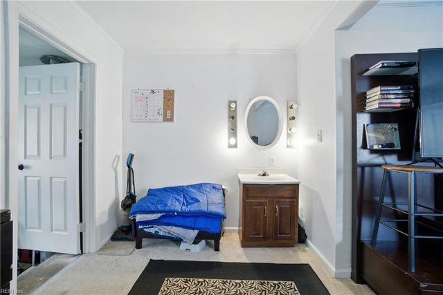 81 Bolling RD, Portsmouth, VA 23701