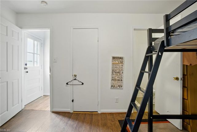 81 Bolling RD, Portsmouth, VA 23701