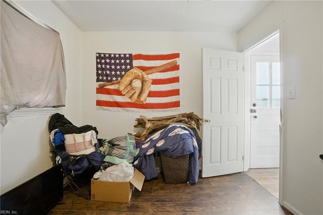 81 Bolling RD, Portsmouth, VA 23701