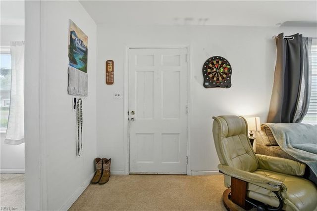 81 Bolling RD, Portsmouth, VA 23701