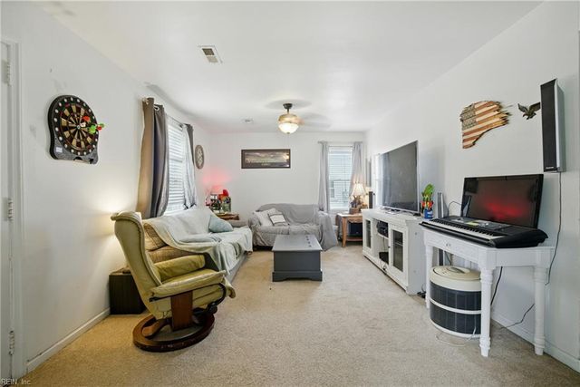 81 Bolling RD, Portsmouth, VA 23701