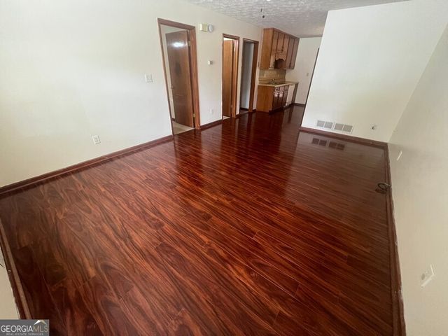 986 Locust Drive NE, Conyers, GA 30012