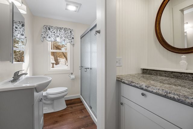 16 Town Neck Rd, Sandwich, MA 02563