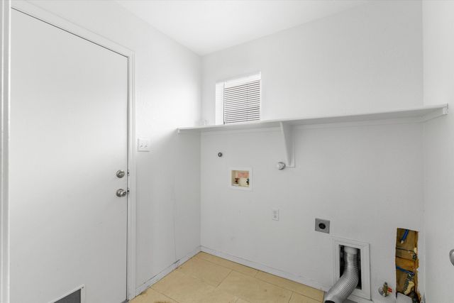 3333 Hunters Meadows Circle NE, Rio Rancho, NM 87144