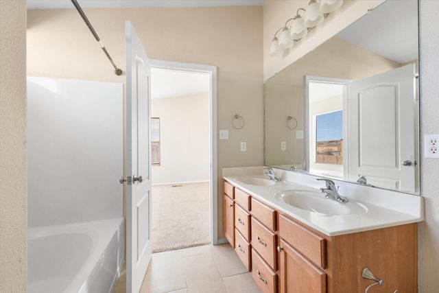 3333 Hunters Meadows Circle NE, Rio Rancho, NM 87144