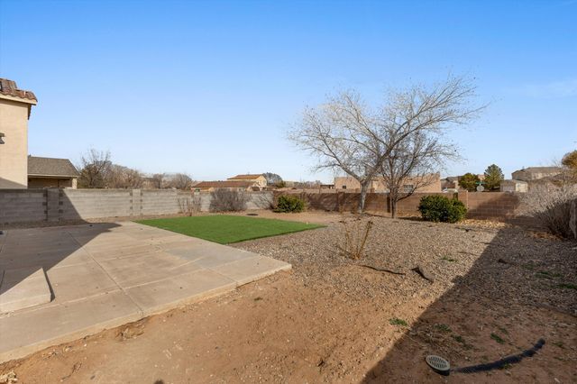3333 Hunters Meadows Circle NE, Rio Rancho, NM 87144
