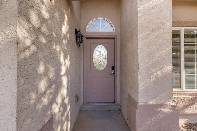 3333 Hunters Meadows Circle NE, Rio Rancho, NM 87144