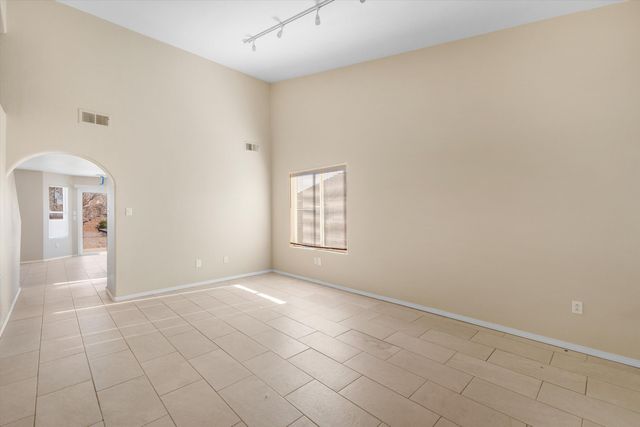 3333 Hunters Meadows Circle NE, Rio Rancho, NM 87144