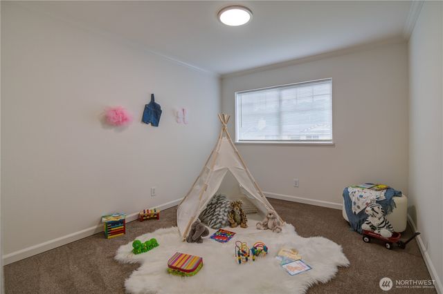 8630 44th Avenue S, Seattle, WA 98118