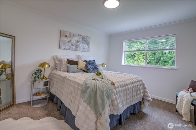 8630 44th Avenue S, Seattle, WA 98118