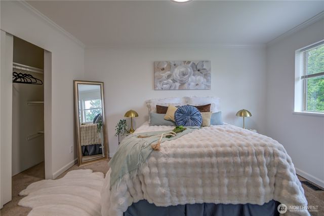 8630 44th Avenue S, Seattle, WA 98118